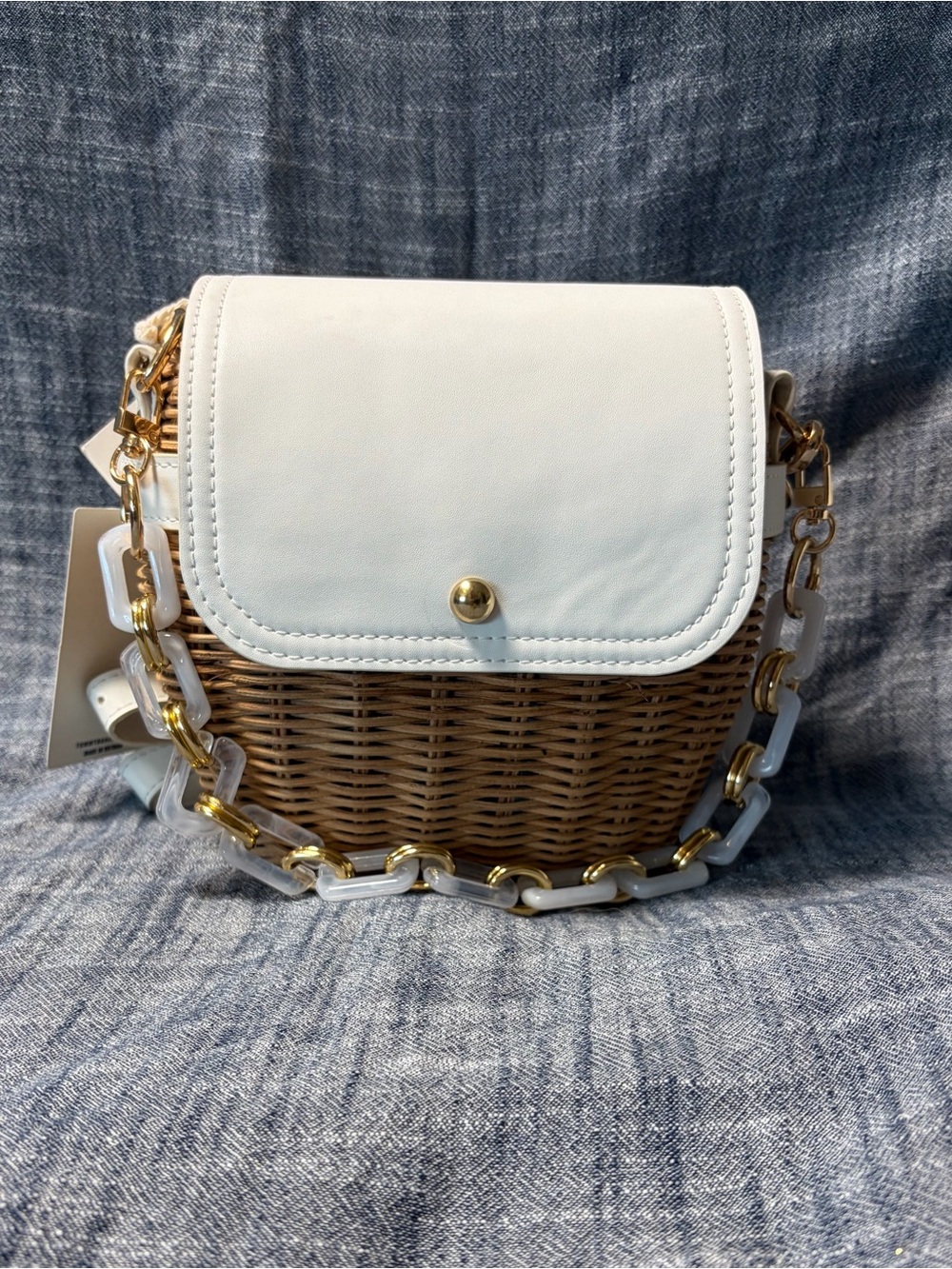 Tommy Bahama rattan wicker crossbody bag w/two chain options  NWT